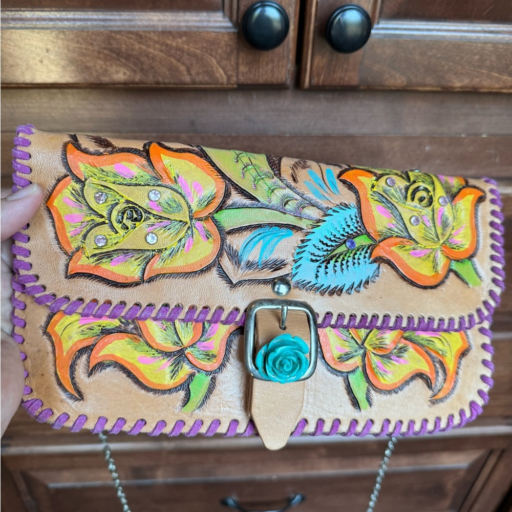 Leather handcrafted crossbody